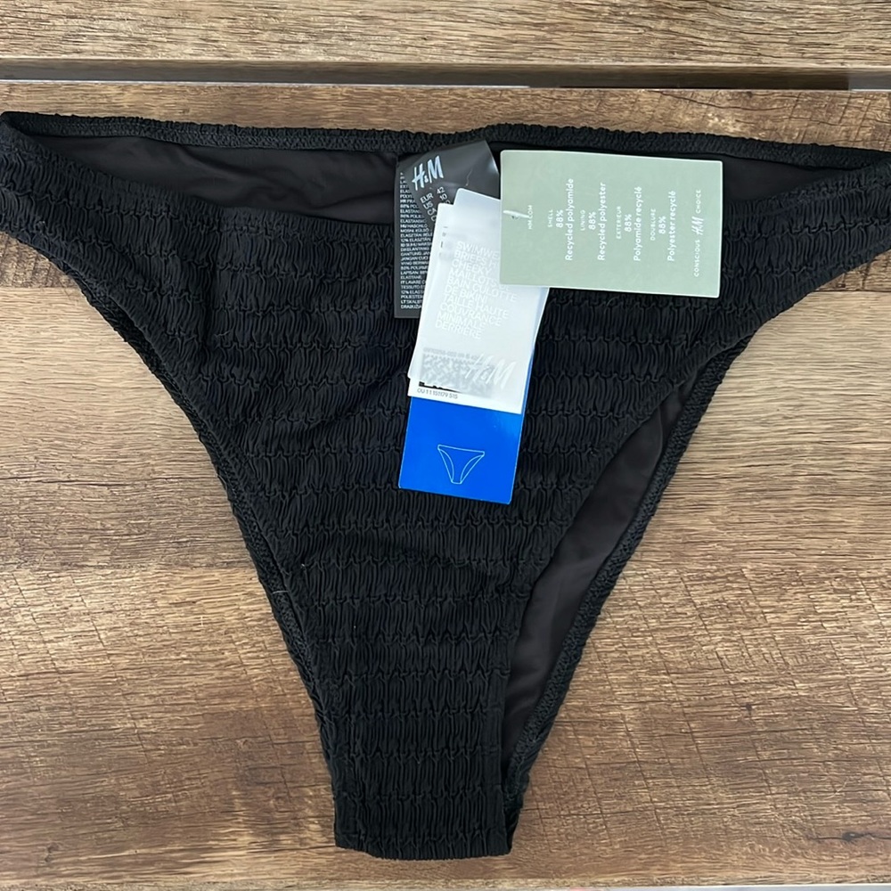 H&M Black textured bikini bottom NWT size 10
